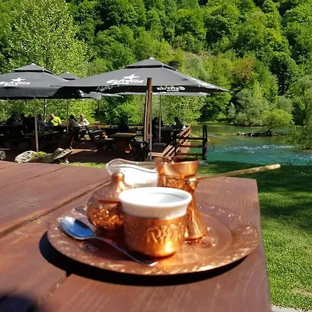 Apartman Stari Grad - Ostrozac Na Uni - Bihac Cazin Exterior photo